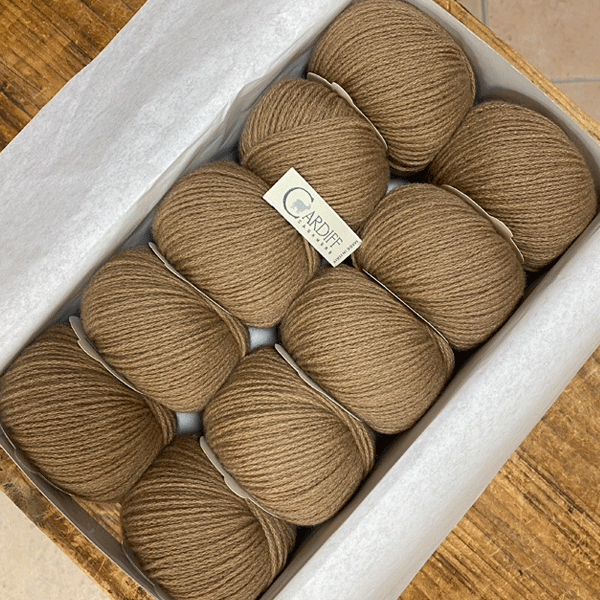 Cardiff cashmere - futon 700